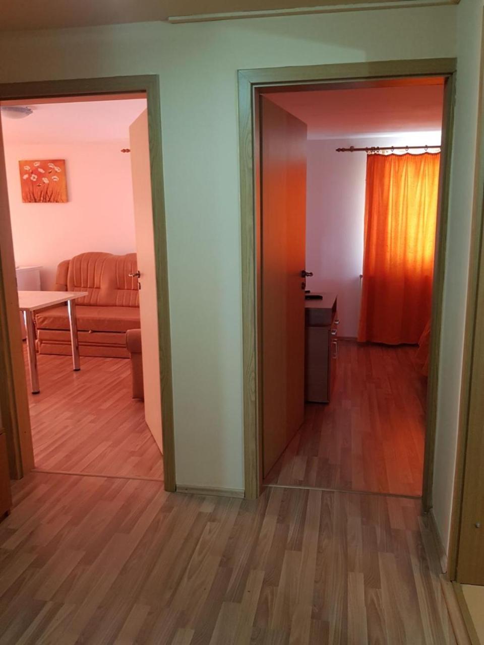 Hotel Floare De Colt Teius 外观 照片
